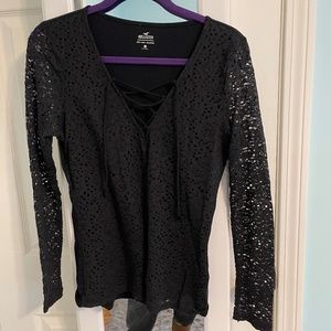Black Lace long-sleeve Hollister Top